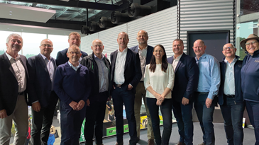 PM Jacinda Ardern, MP Damian O'Connor, MPI Director General Ray Smith, and Ravensdown CEO Garry Diack with coalition partners.