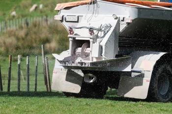 20230912 RAV Sandfords Spreading 016
